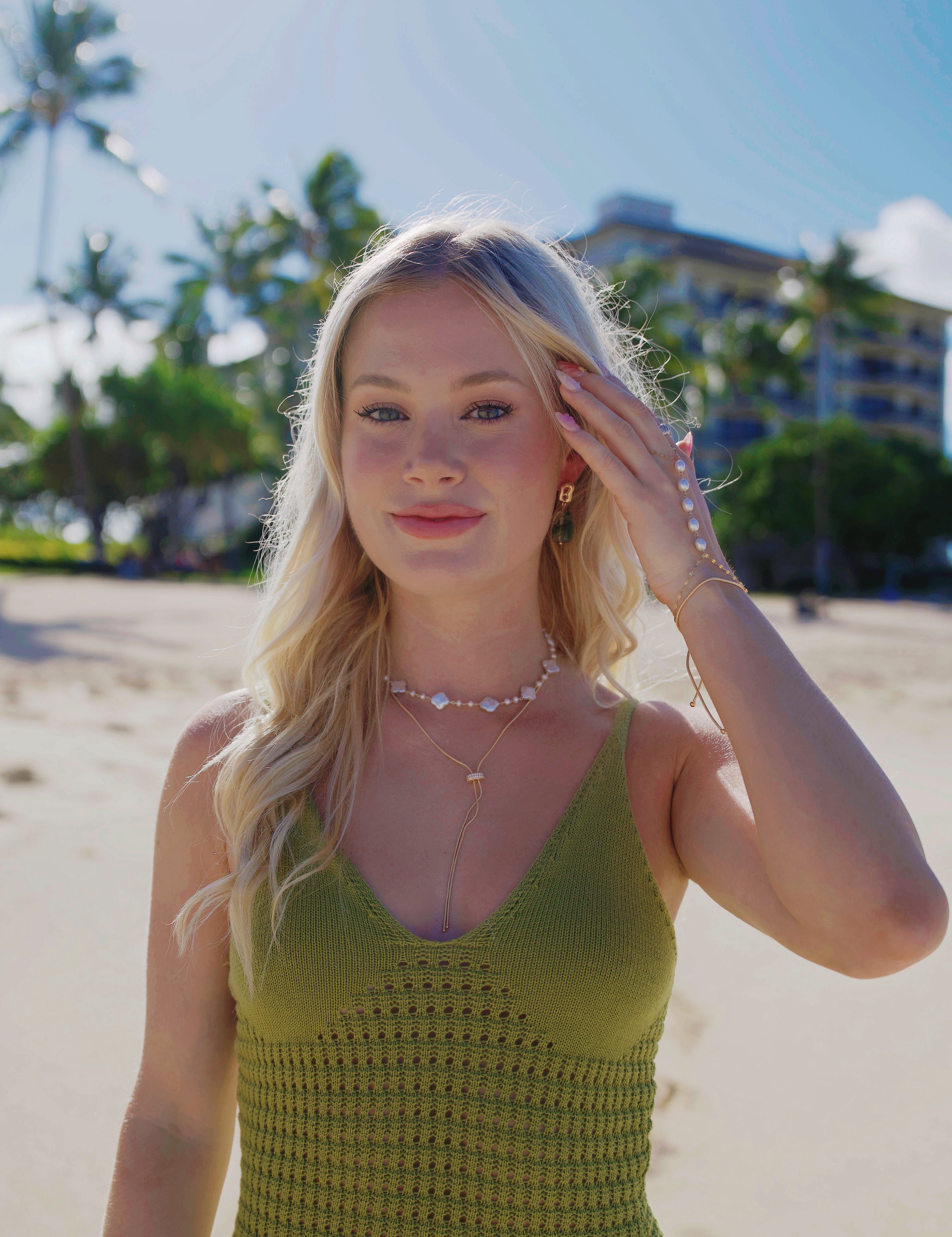 Clover Pearl Necklace