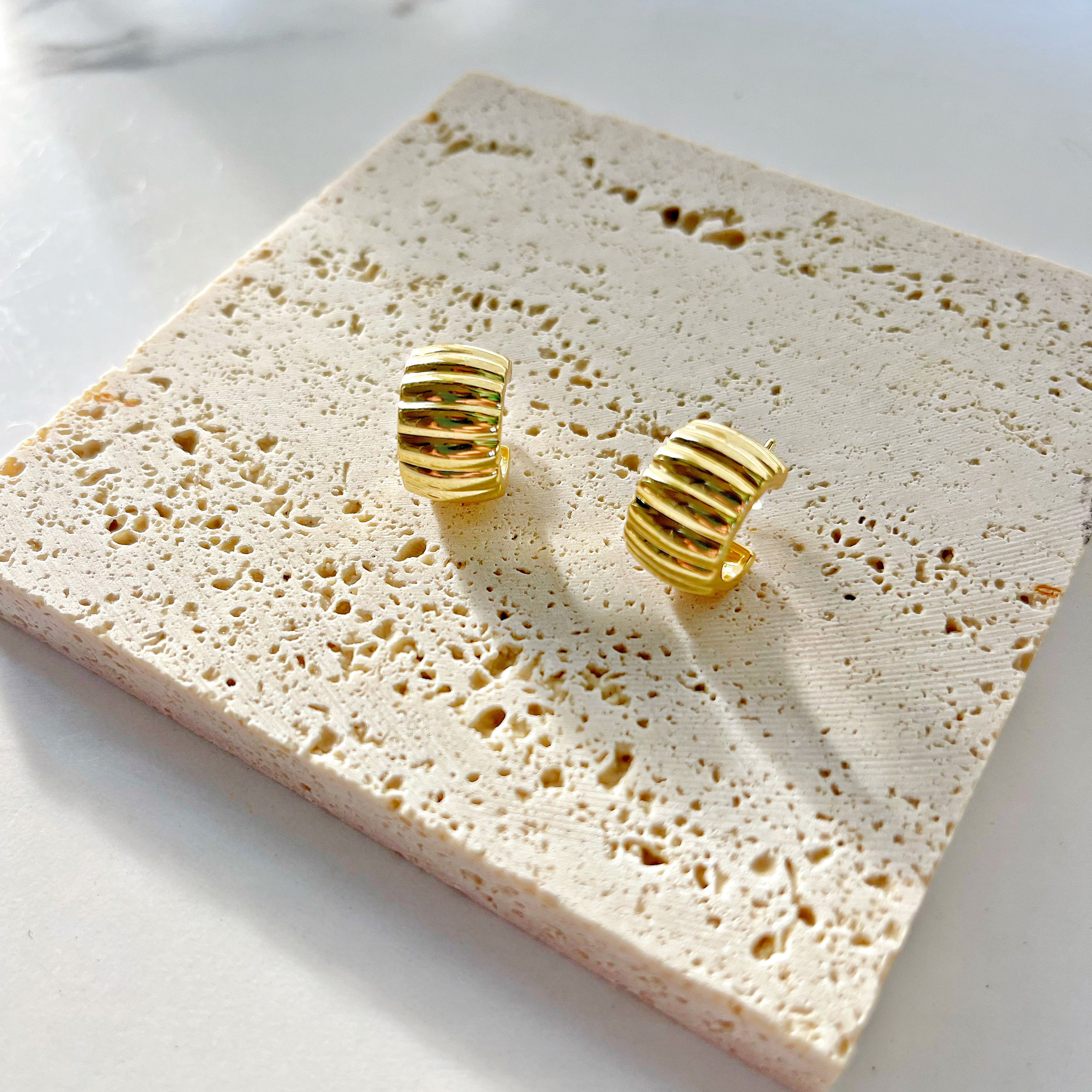 18k gold eternal hoops earrings