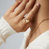 Luna Pearl Ring