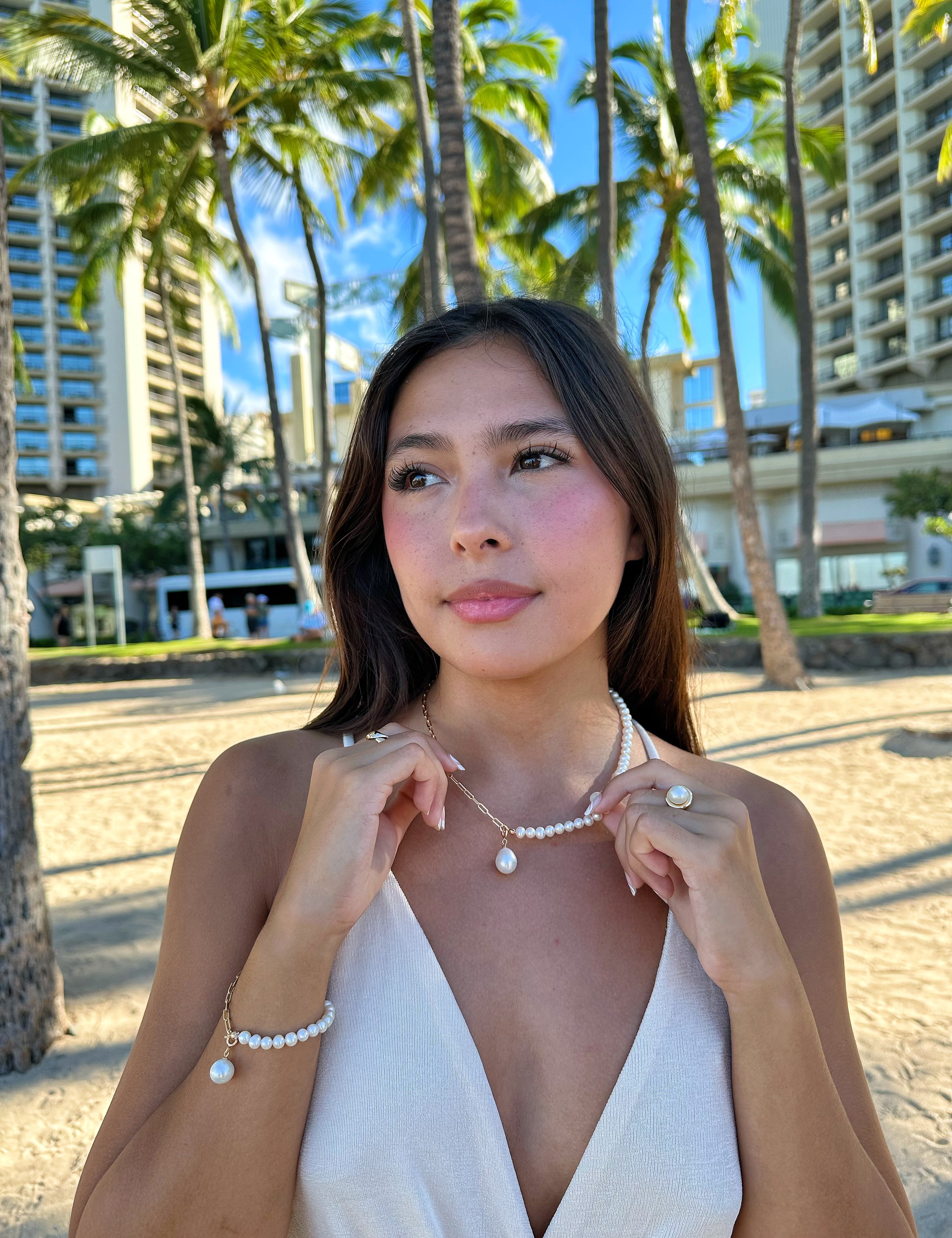 Link & Luster Pearl Necklace