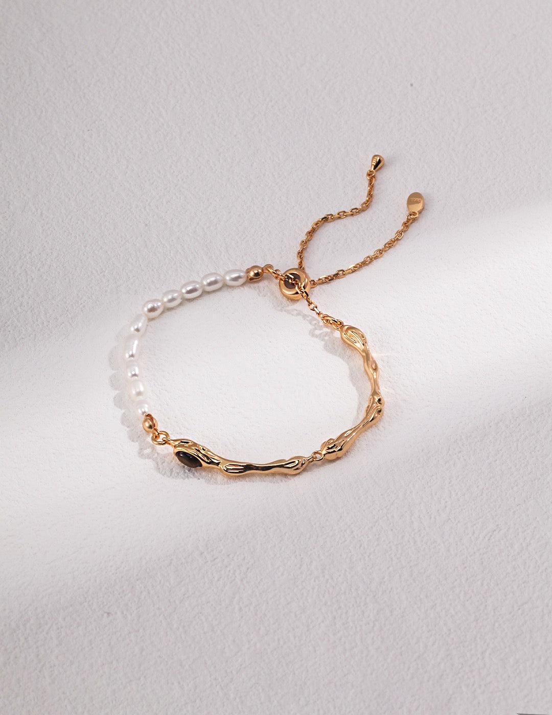 Tiger & Pearl Bracelet