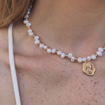 18k gold and freshwater pearl necklace short video