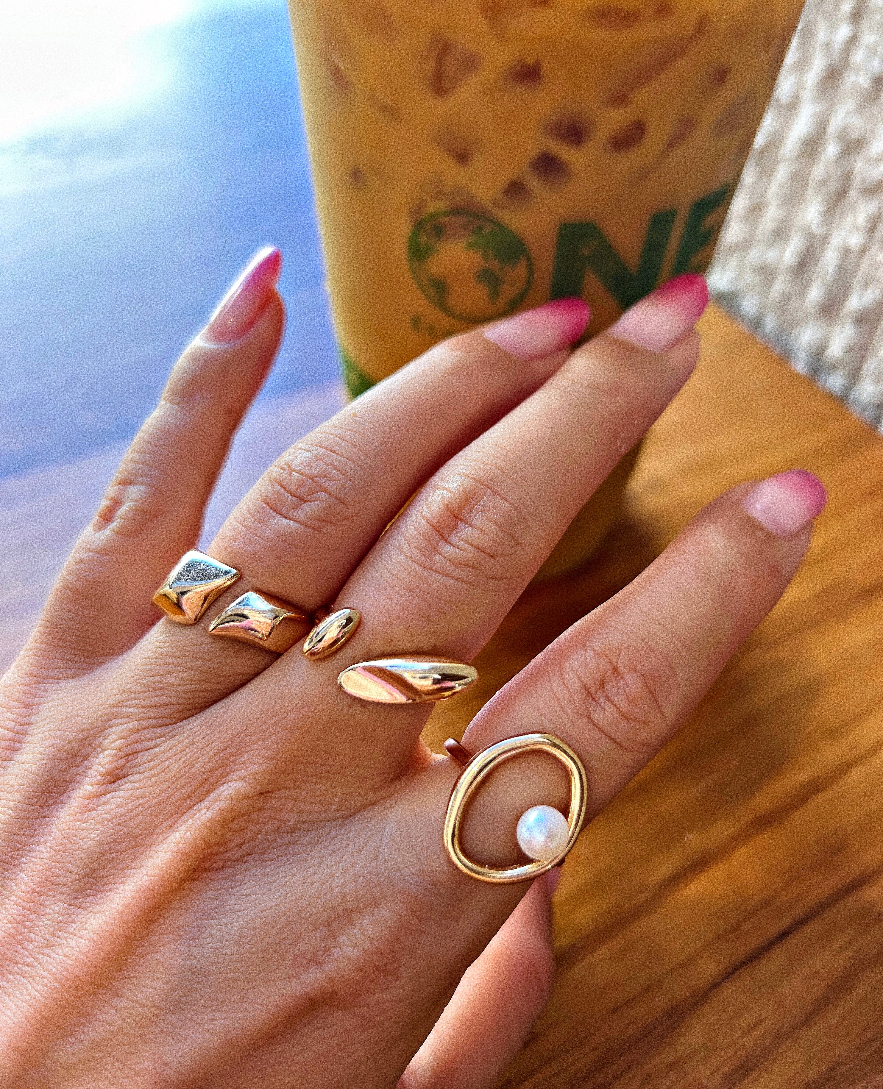 18k gold ring stack