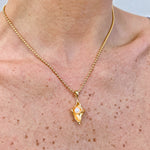 18k gold and freshwater pearl pendant