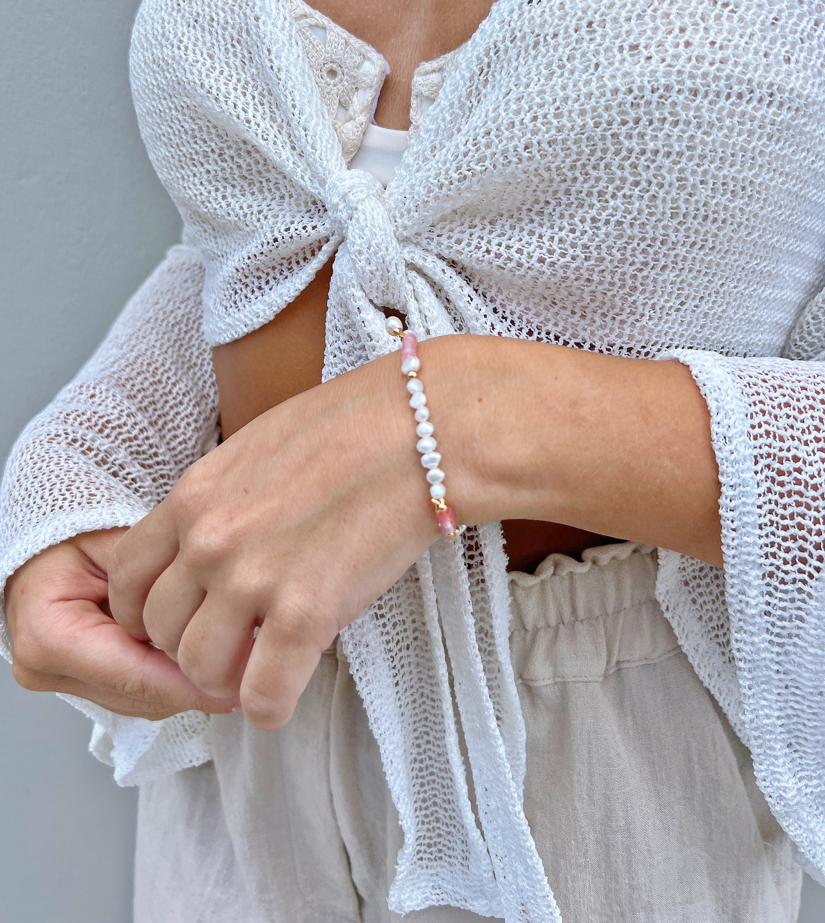 18k gold and freshwater pearl bracelet