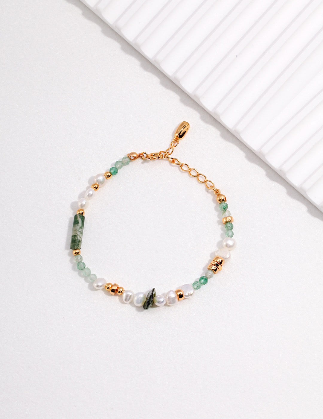 Green Oasis Pearl Bracelet - 18k Gold Jewelry by Apelila