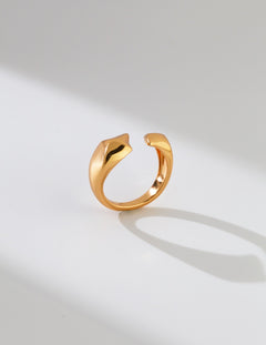 golden radiance ring apelila jewelry